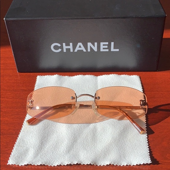 CHANEL Accessories - Vintage Chanel sunglasses